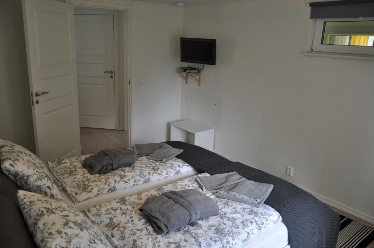 Hotel & Pensionat Bjoerkelund Stenbrohult  Eksteriør billede